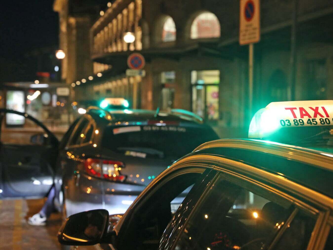 Sortir Ă Mulhouse by night avec un taxi Mulhouse disponible 24h/24