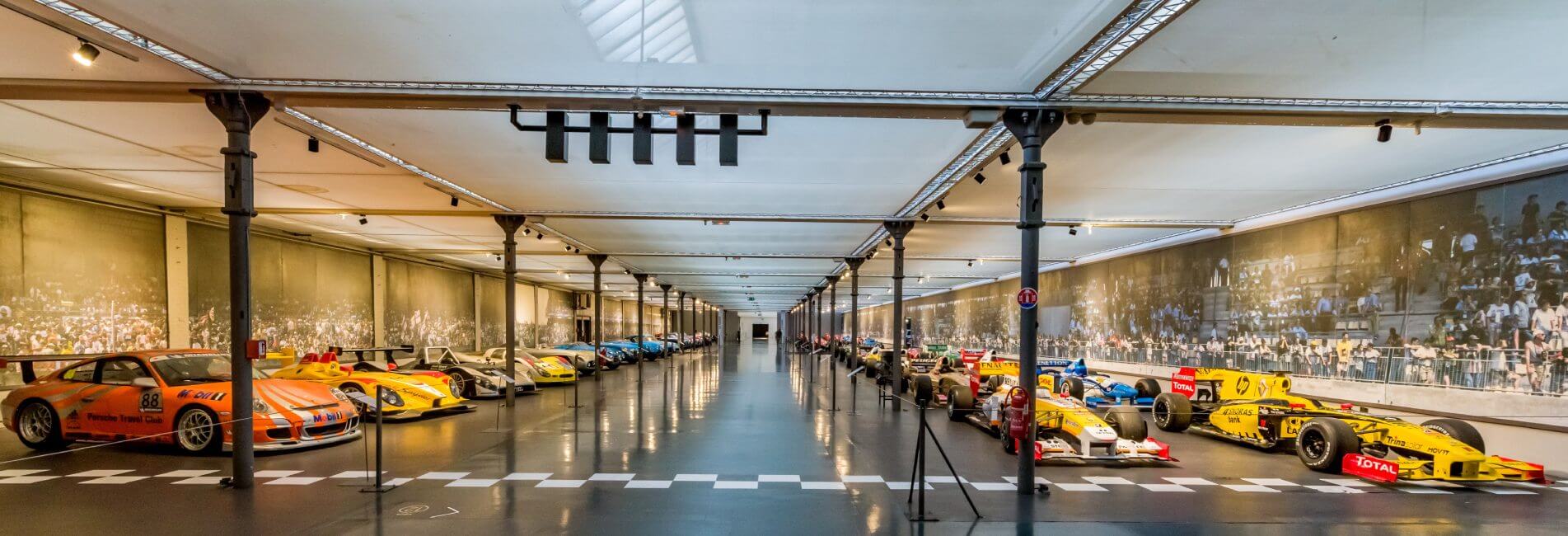 Visiter la Cité de l’Automobile en taxi Mulhouse avec chauffeur privé